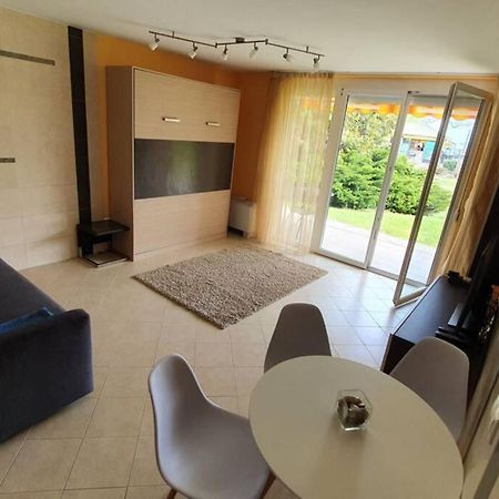 Appartement Igényes 4 fős apartman közvetlen a strandnál à Csopak Extérieur photo