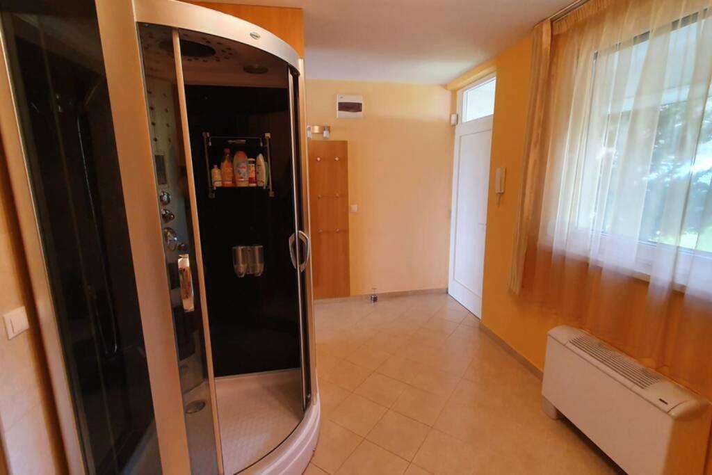Appartement Igényes 4 fős apartman közvetlen a strandnál à Csopak Extérieur photo